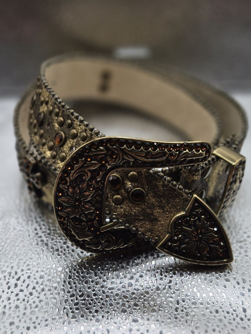 Vintage studded bronze Leather belt country western Y2k Bling